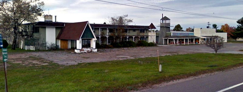 Woodside Country Inn  (Sky McFlys) - 2015 Street View